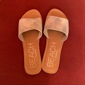 Pretty sandals - Beach by Matisse. Size 8